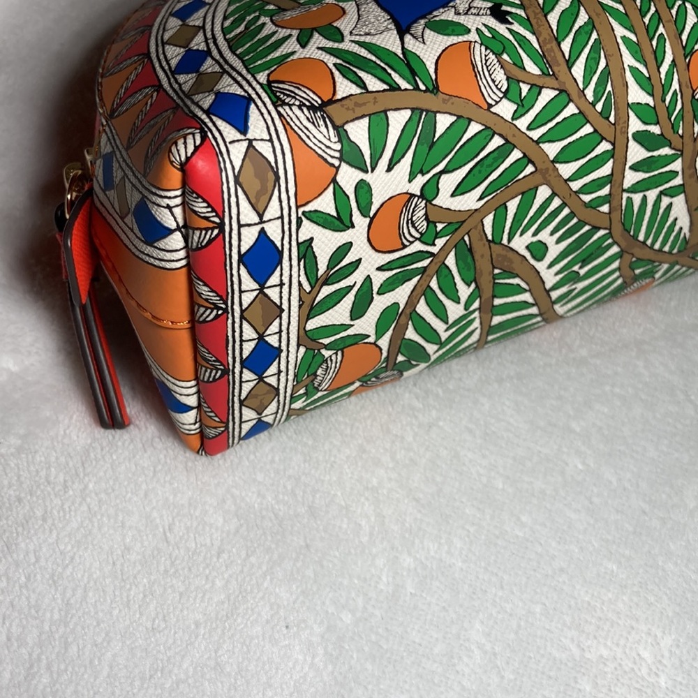 Authentic Tory Burch makeup bag